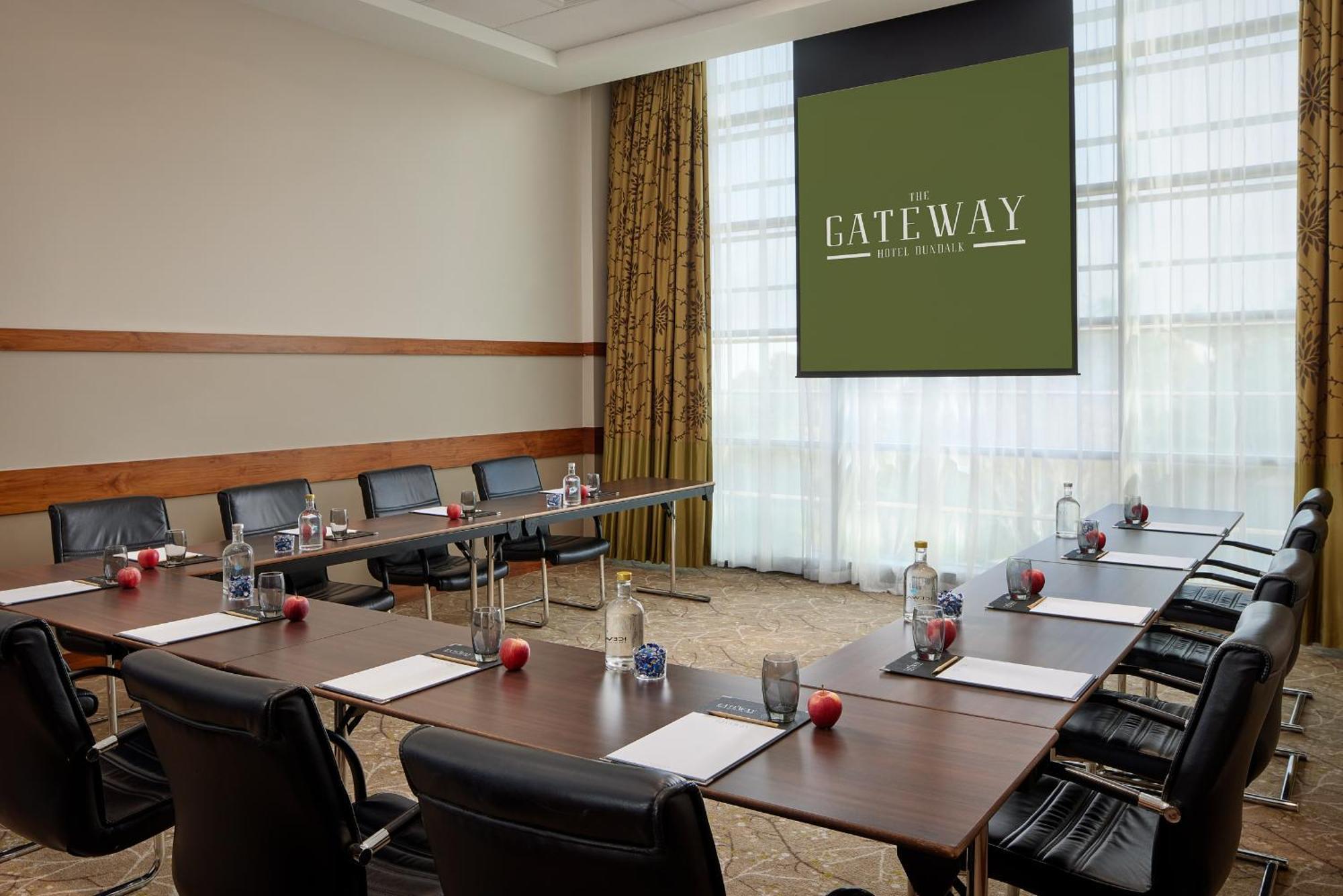 דאנדלק The Gateway Hotel מראה חיצוני תמונה